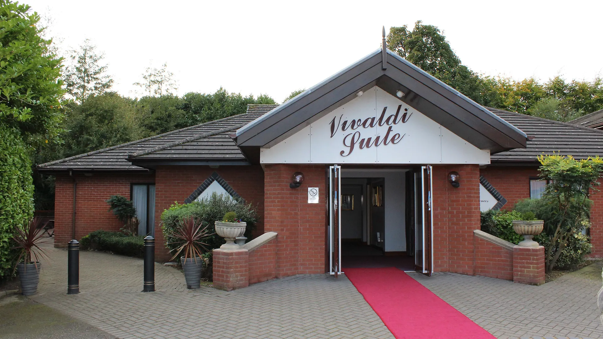 Holiday Inn A55 Chester West By Ihg Northop