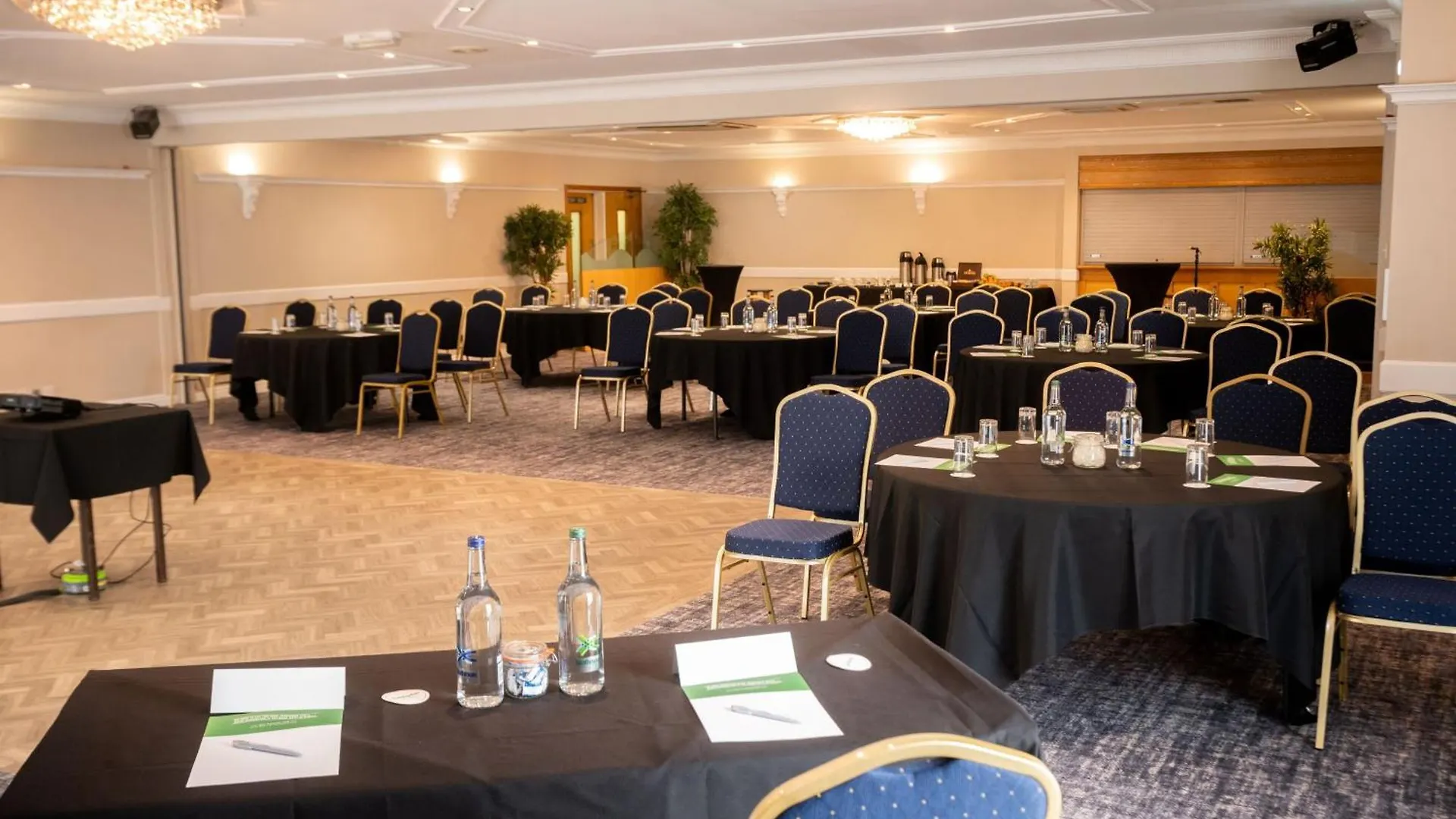 Holiday Inn A55 Chester West By Ihg Northop Storbritannien