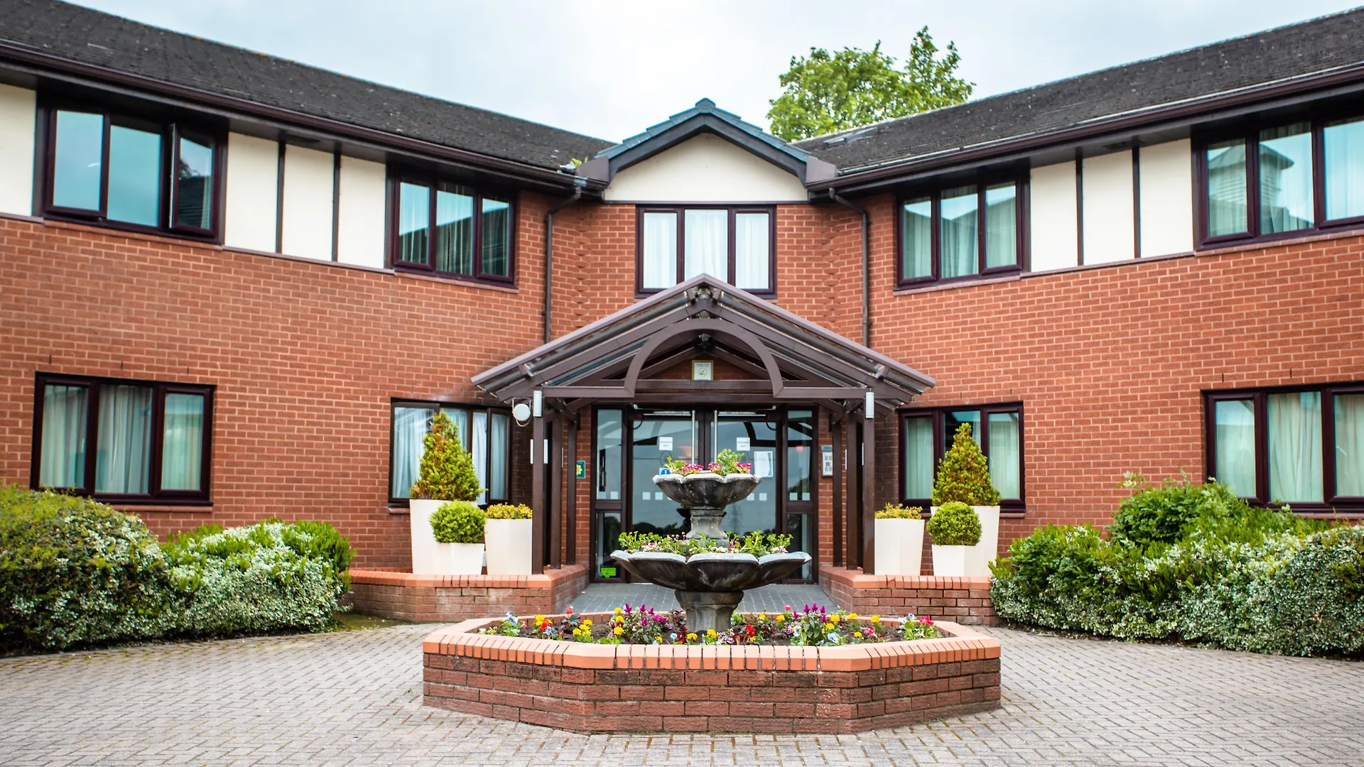 Holiday Inn A55 Chester West By Ihg Northop 3*,
