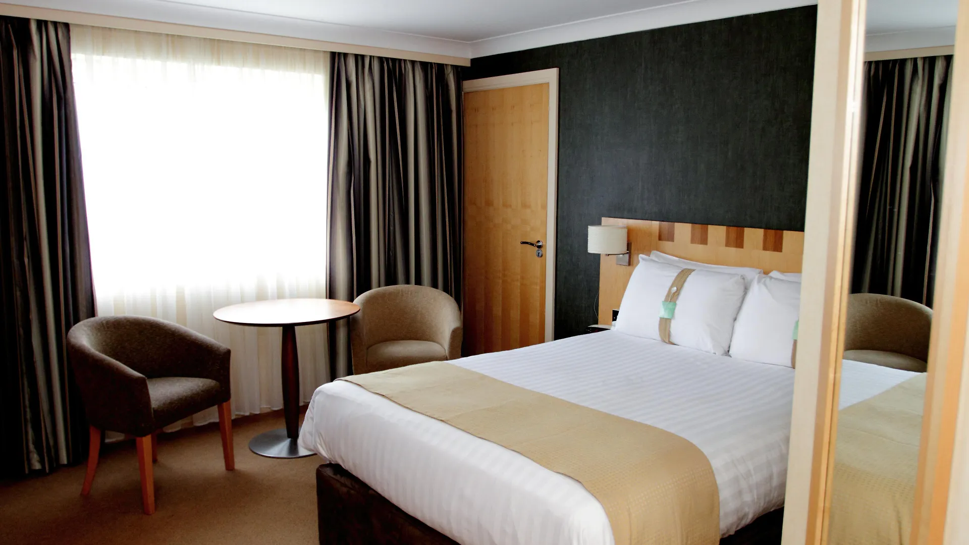 Holiday Inn A55 Chester West By Ihg Northop
