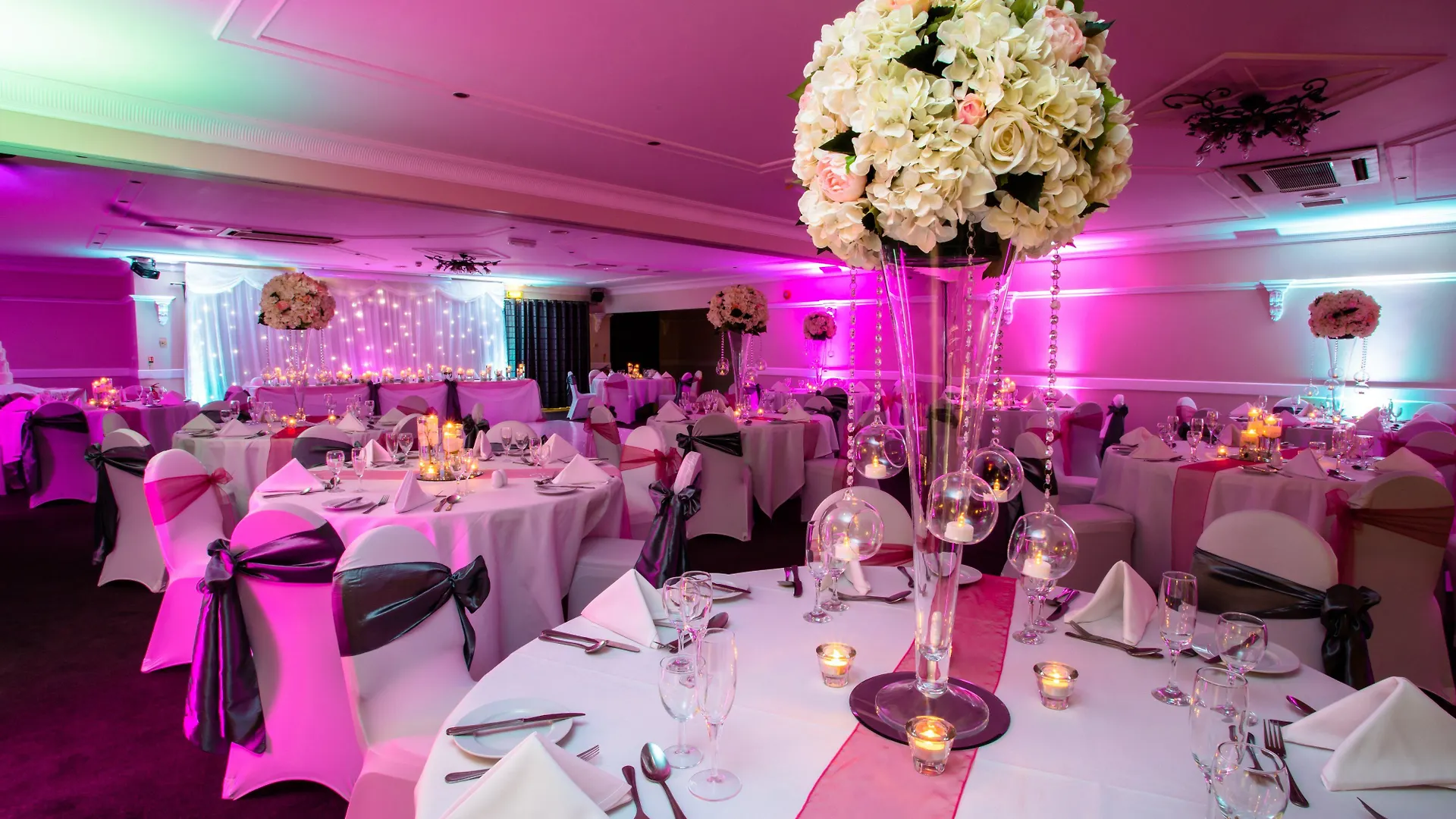 Holiday Inn A55 Chester West By Ihg Northop 3*,  Regno Unito