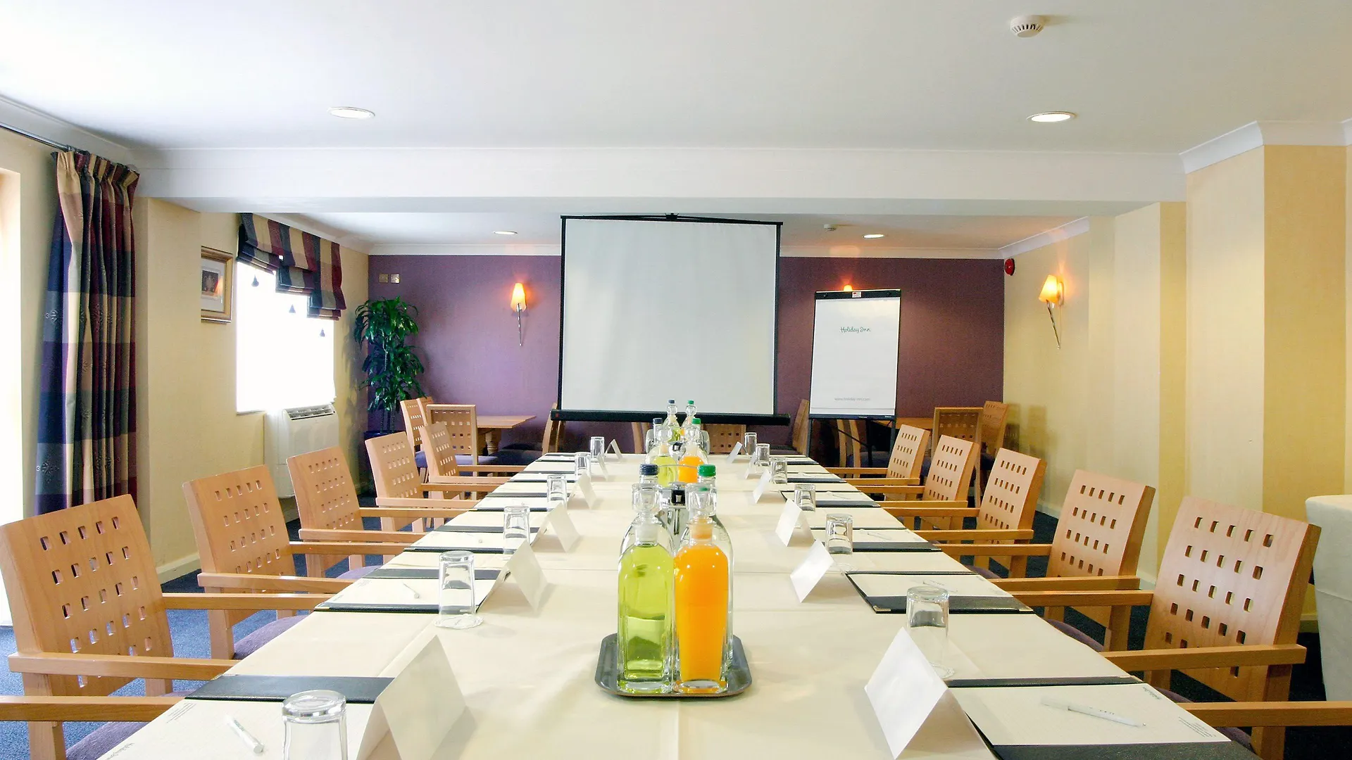 Holiday Inn A55 Chester West By Ihg Northop 3*,